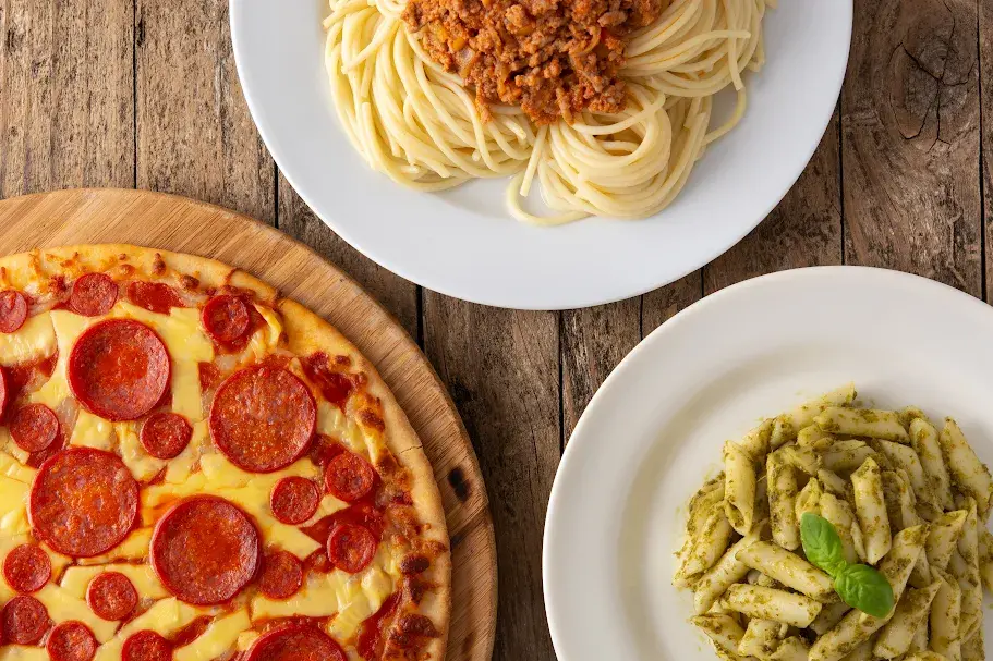 Pizza vs Pasta